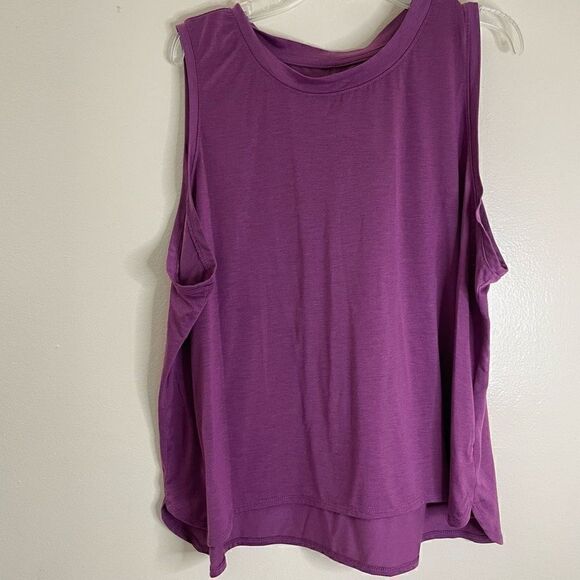 Tel Gear|on the go Gear| Moisture wicking| Flowy| Super soft| Workout top - Picture 1 of 9